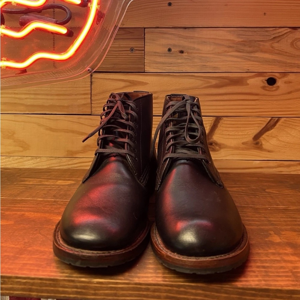 Nice Redwing Boots 9071 “TWO SIZES” One Boot 7.5D and One Boot 7D  1/8” Dif Btw